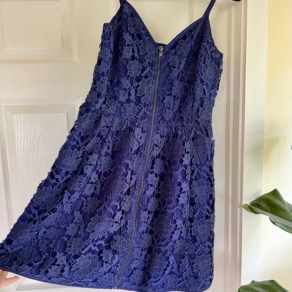 Francesca’s Collections Navy Blue Floral Lace Sleeveless Sun Dress A-Line Medium - Picture 2 of 4